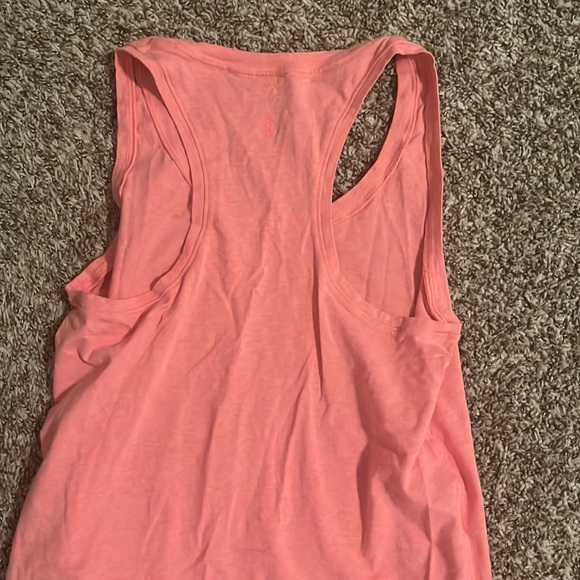 CORAL LULULEMON TANK TOP - Picture 2 of 2